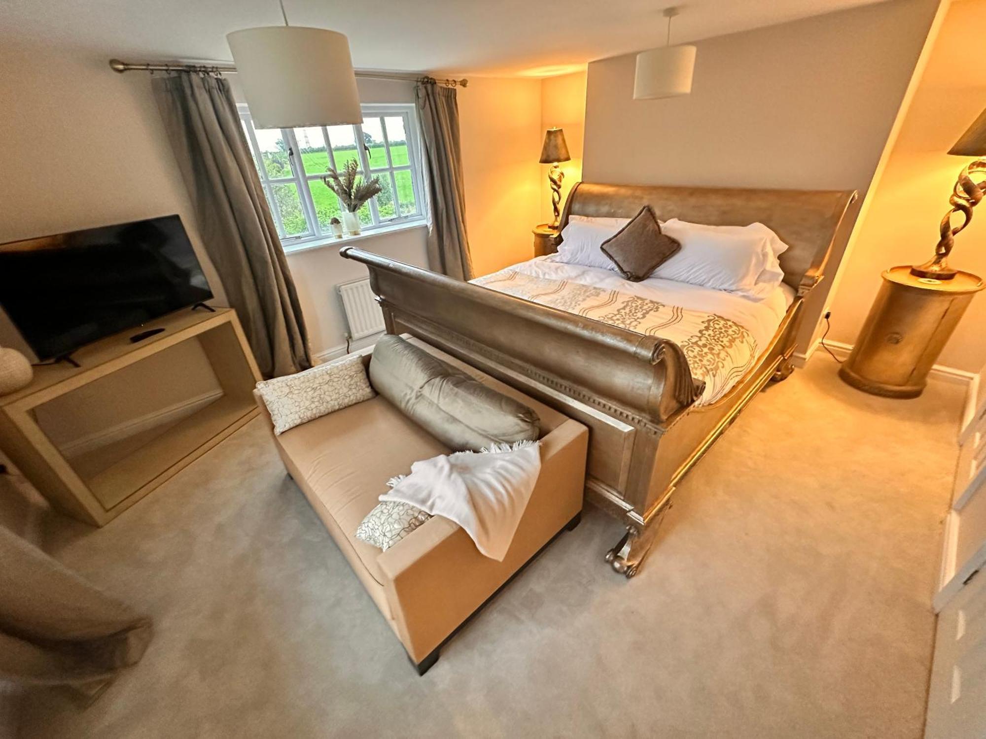 치펜햄 Cotswolds Retreat - Bath & Castle Combe - Hot Tub 빌라 외부 사진